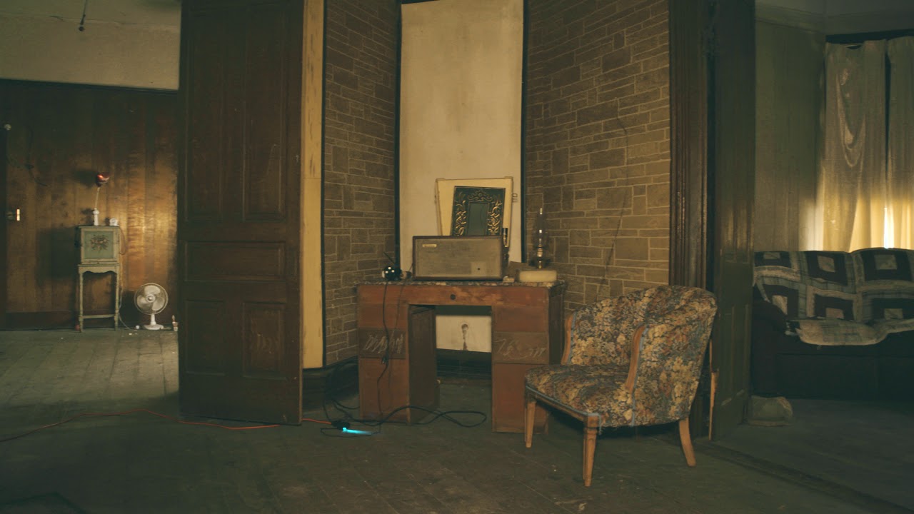 Le Dossier Willows Weep