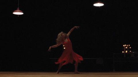 Épisode 14 – Que la danse commence