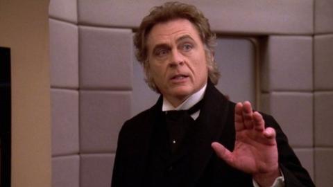 Épisode 12 – Un navire dans une bouteille