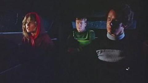 Épisode 12 – Ombres dans la nuit