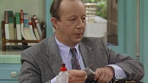 Épisode 8 – Tiens, un problème