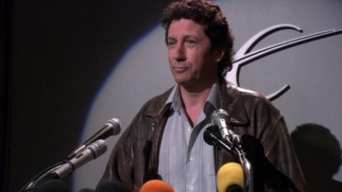 Épisode 8 – Aux yeux du monde