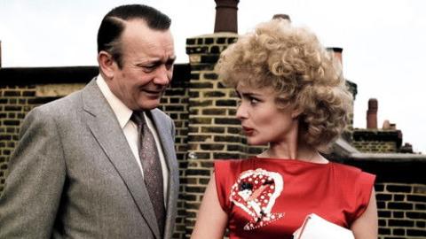 Épisode 3 – Un étrange réveil