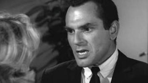 Épisode 16 – Le Recyclage de Salvadore-Ross