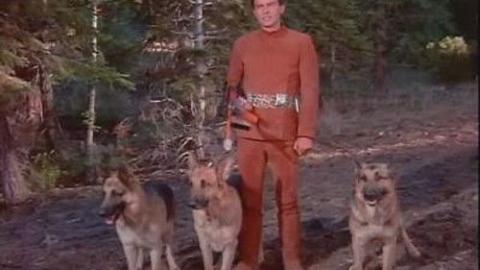 Épisode 3 – Un étrange chasseur