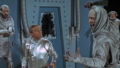 Épisode 1 – Le Condamné de l’espace