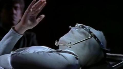 Épisode 21 – Le Miroir de Tessa (1/2)