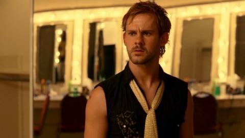 Épisode 7 – Le papillon de nuit