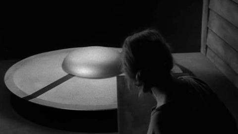 Épisode 15 – Les Envahisseurs