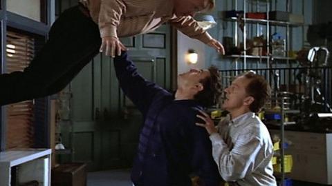 Épisode 10 – Robot crime