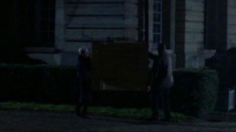 Épisode 16 – Le tableau volé