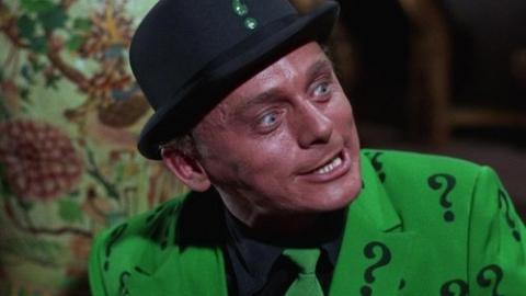 Épisode 1 – Le Prince des énigmes