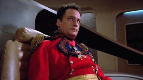 Épisode 9 – Dans la peau de Q