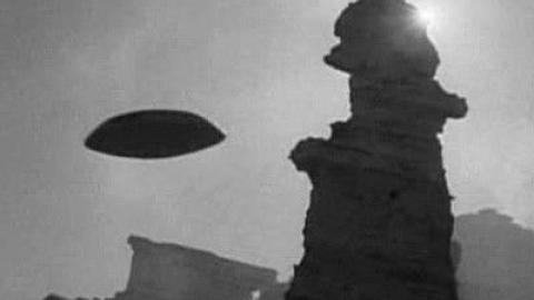 Épisode 3 – Une île dans le ciel