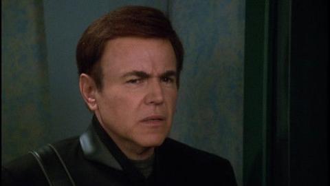 Épisode 11 – La renaissance du phoenix