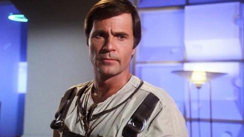 Épisode 1 – Pilote