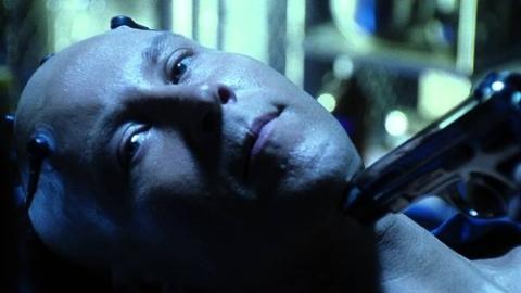 Épisode 2 – Sous surveillance