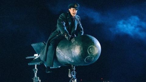 Épisode 10 – Le Docteur danse