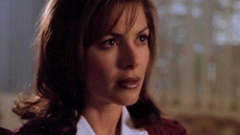 Épisode 7 – Un monde de presse à scandale