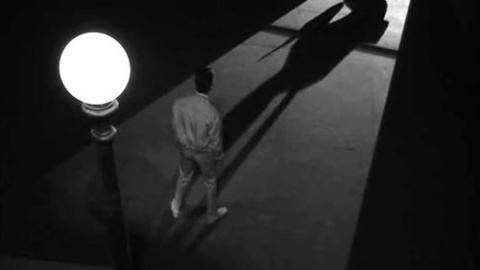 Épisode 5 – La Main de verre