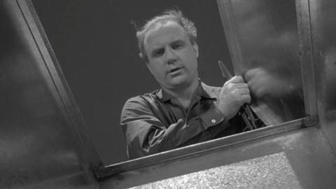 Épisode 7 – Le Solitaire