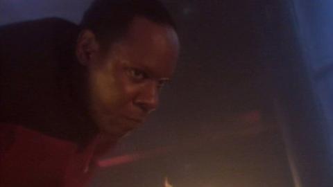 Épisode 1 – L'Émissaire