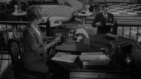 Épisode 4 – Allez-vous-en, Finchley !