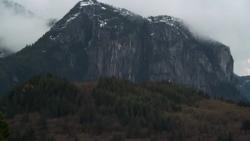 Béhémoth : La Créature du Volcan - Le Monstre des abîmes