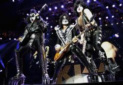 Kiss contre les Fantômes