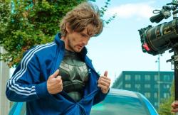 Super-Héros Malgré Lui