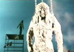 Yéti: Le Géant d'un Autre Monde