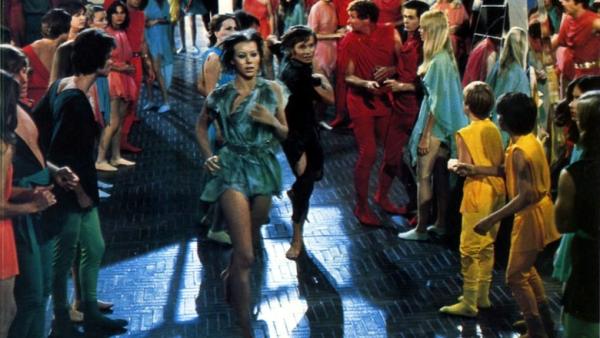 logan' s run / l'age de cristal , film original année 1976 avec mickael yorkk