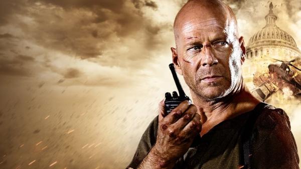 💣 DIE HARD 4 - Retour en enfer Bande Annonce VF 2007 HD