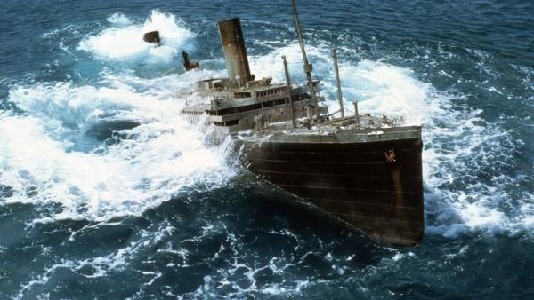Raise the Titanic (1980) - The best movie scene