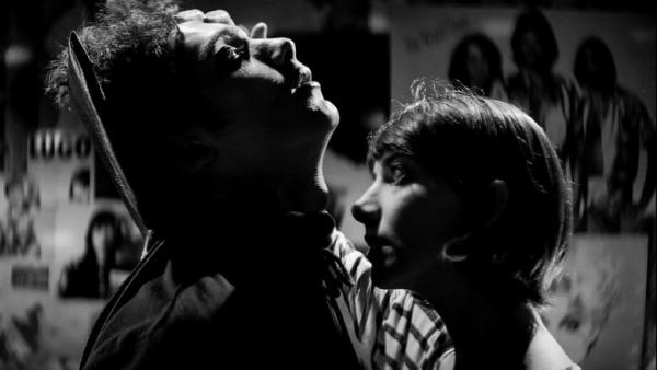 A Girl Walks Home Alone at Night - Bande Annonce VOST