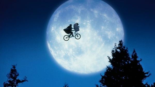 ET L'EXTRA-TERRESTRE (1982) - Steven Spielberg - bande-annonce VF Francais