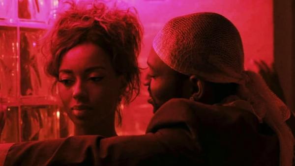 VIVA RIVA ! Bande annonce - au cinéma le 18 AVRIL 2012
