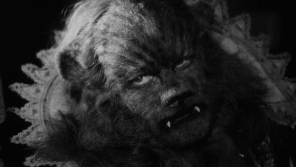 LA BELLE ET LA BETE - Bande Annonce VF