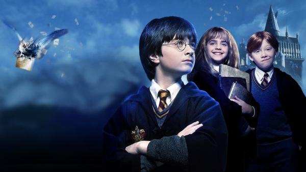 Harry Potter à l'École des Sorciers - Bande Annonce Officielle (VF) - Daniel Radcliffe