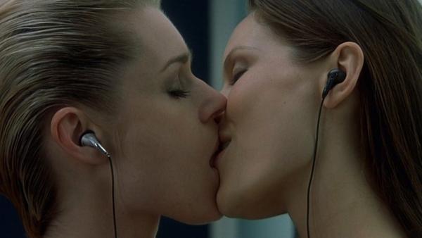 FEMME FATALE - Trailer ( 2002 )