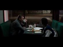 BALADE ENTRE LES TOMBES Bande Annonce VF