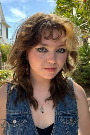 Claire Geare Claire Geare