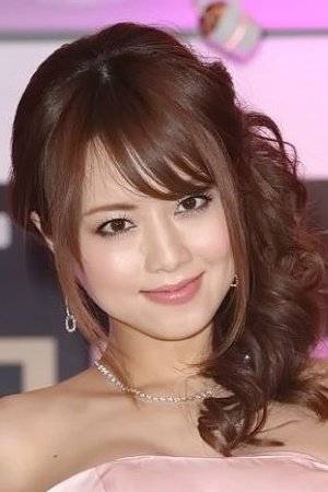 Akiho Yoshizawa Akiho Yoshizawa