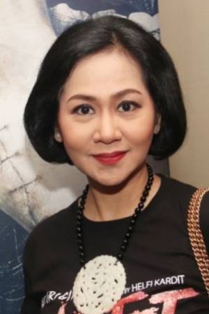 Ayu Dyah Pasha Ayu Dyah Pasha