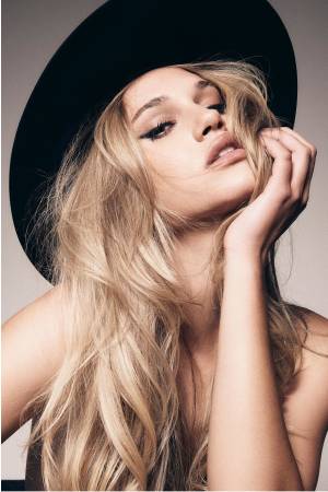 Meredith Mickelson Meredith Mickelson