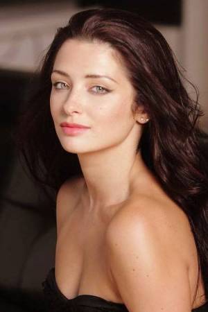 Elysia White Elysia White