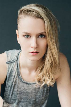 Kiriana Stanton Kiriana Stanton