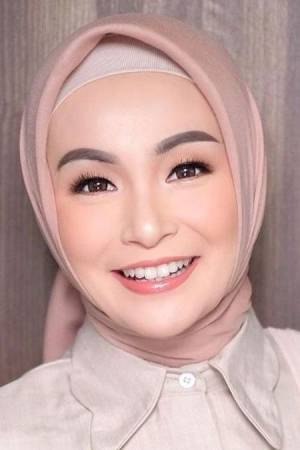 Soraya Larasati Soraya Larasati