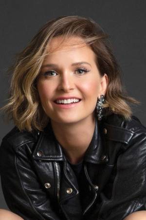 Fernanda Rodrigues Fernanda Rodrigues