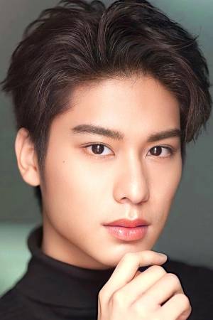 Vachiravit Paisarnkulwong Vachiravit Paisarnkulwong